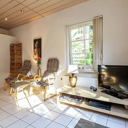 Comfortable Apartment In A Quiet Area Oostkapelle Exterior photo