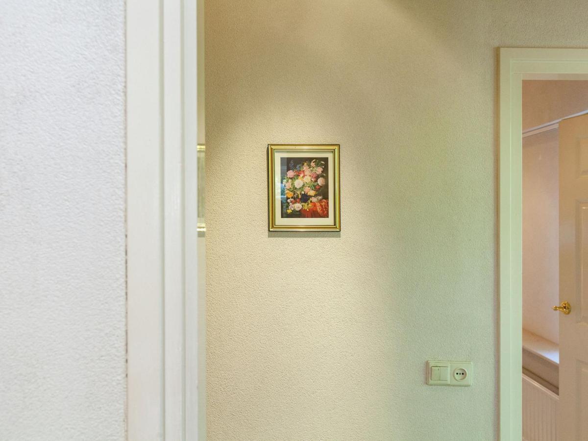Comfortable Apartment In A Quiet Area Oostkapelle Exterior photo